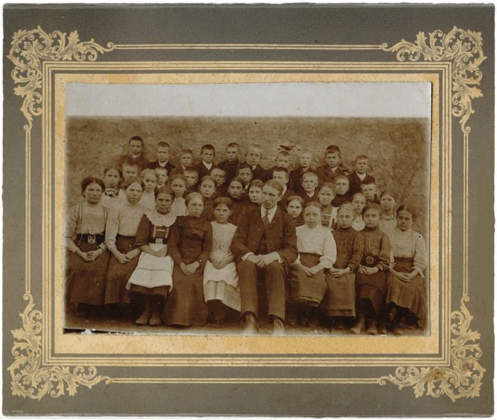 Audevälja koolipere umbes 1910-1911.a.