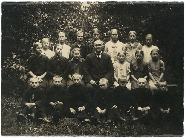 Audevälja koolipere umbes 1925.a.