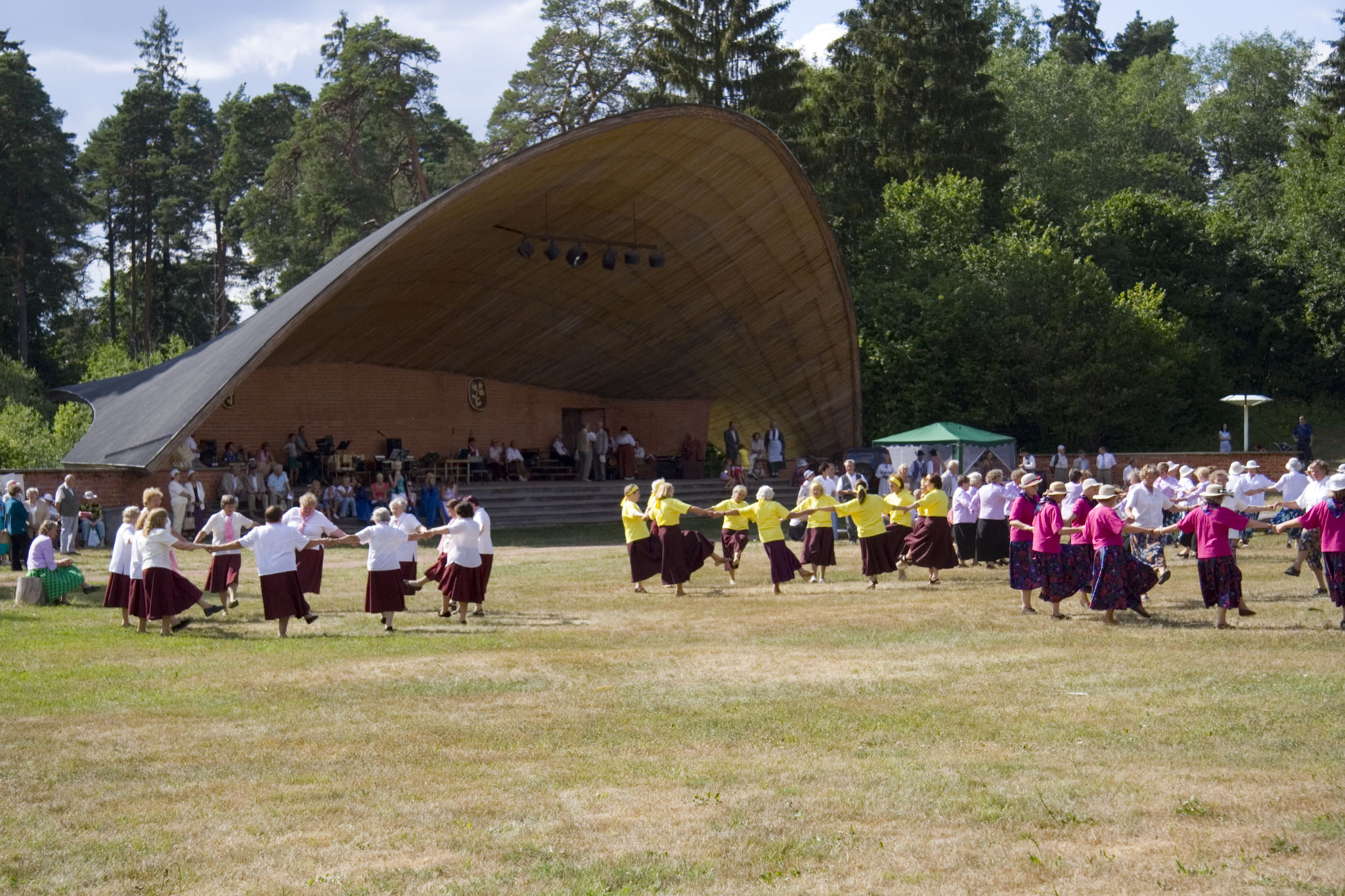 Põlvkondade kokkutulek