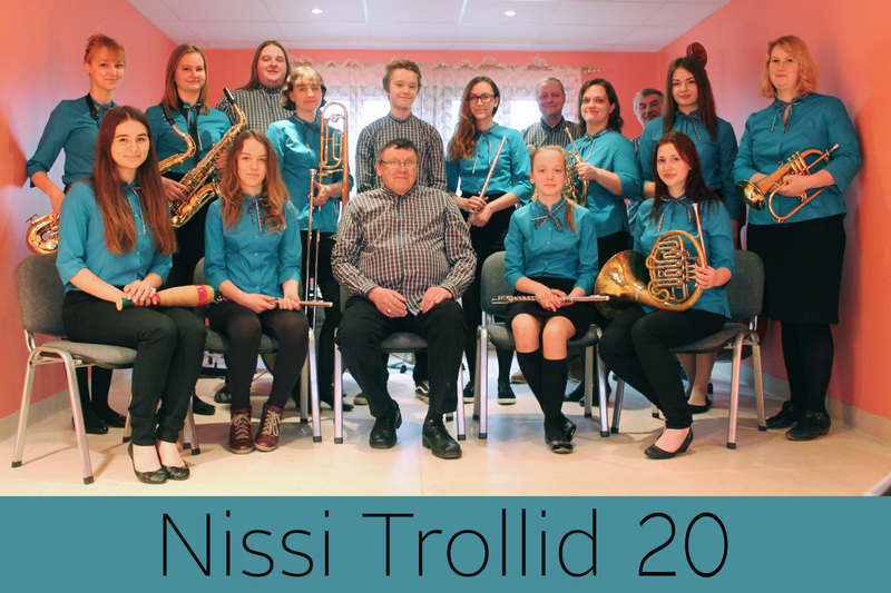 Puhkpilliorkester Nissi Trollid, dirigent Tõnu Sal-Saller (Eesti, Nissi)