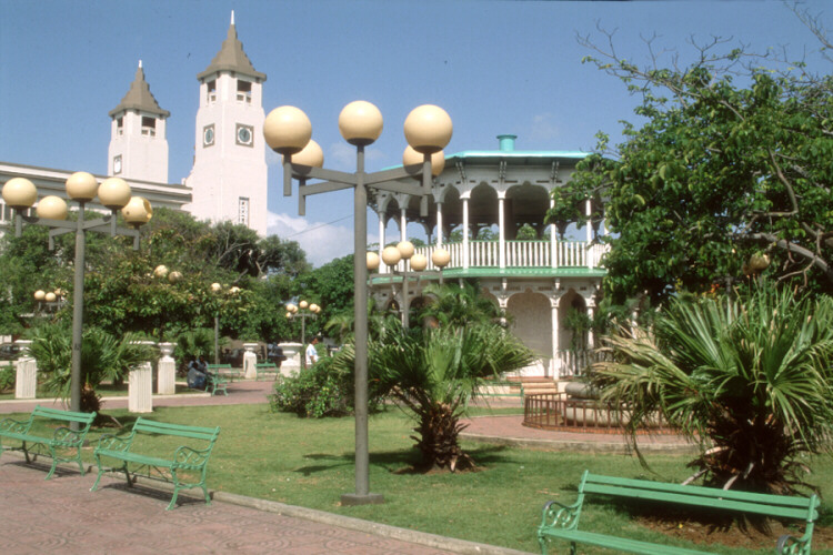 El Parque Central de Puerto Plata, incluido en el tour de Puerto Plata de Cocotours