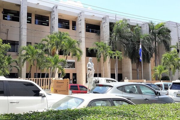Aula di tribunale dominicana