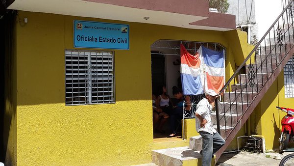 Dominican civil registry office building exterior